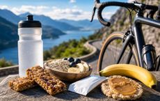 Article Image for How to Fuel Long Bike Rides Without Digestive Discomfort