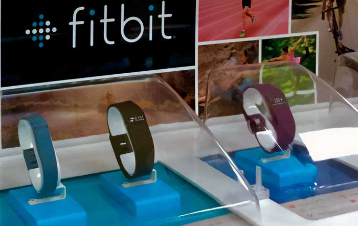 How Wearable Tech is Revolutionizing Health Monitoring Globally