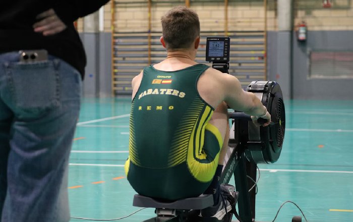 Article Image for Inside the Hybrid Gym: Where Virtual Meets In-Person Training