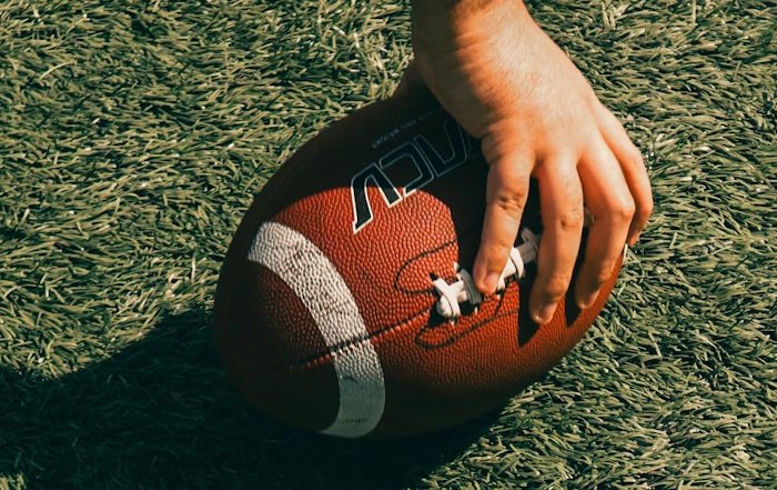 Article Image for What American Football Can Teach Us About Team Building at Work