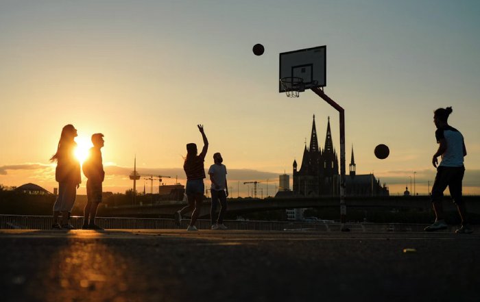Article Image for Why Community Sports Are Thriving Around the World